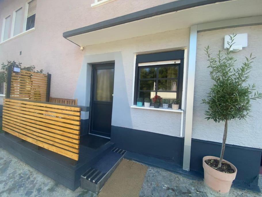 Nettes Forest Hill Heidelberg Mannheim Weinheim *